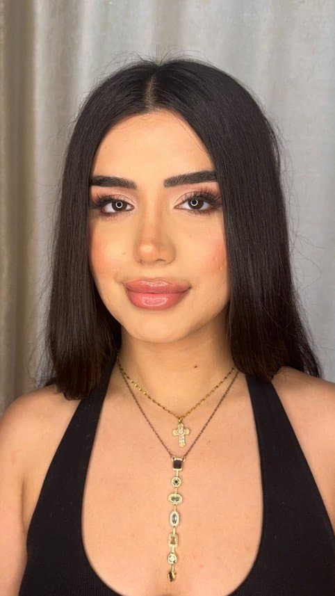 Ayça Ç. — çalışma 1