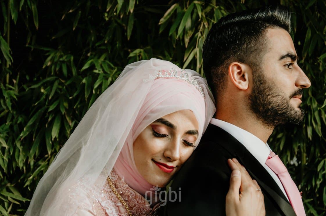 Aysha F. — çalışma 4