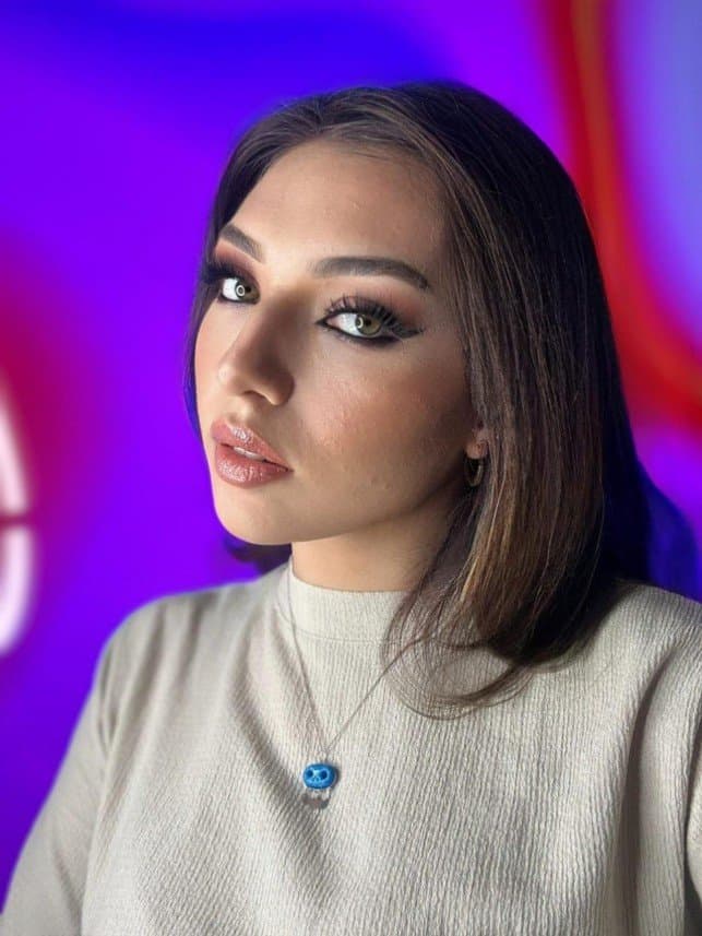 Azra G. — çalışma 1
