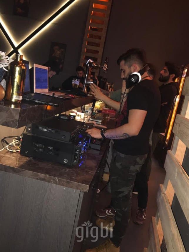 Dj İ. — çalışma 3