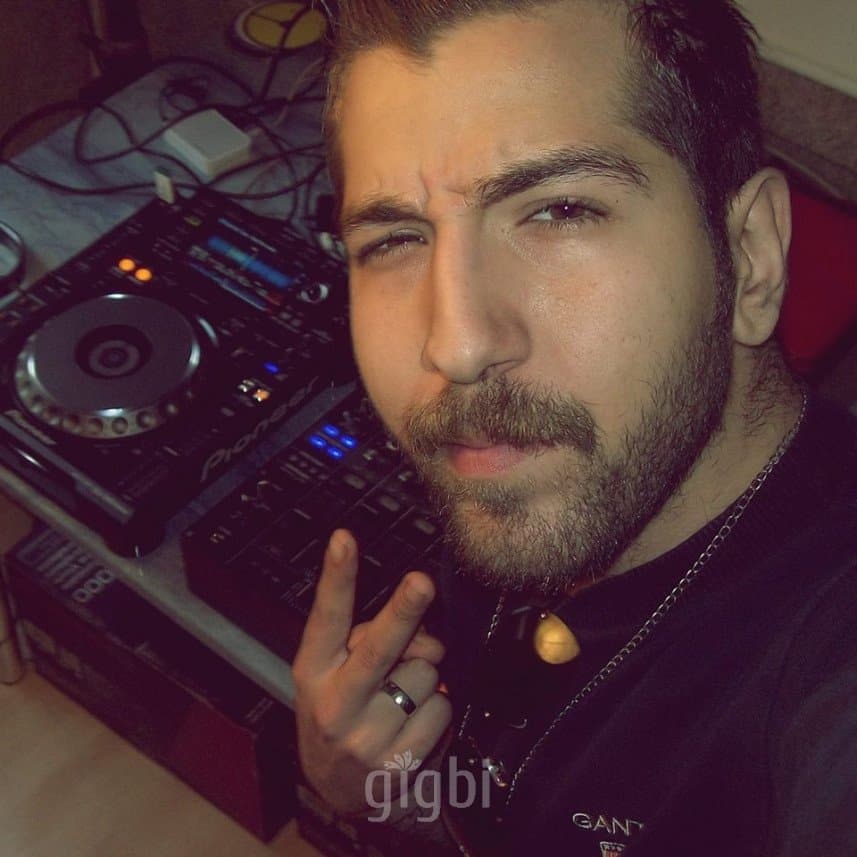 Dj S. — çalışma 1