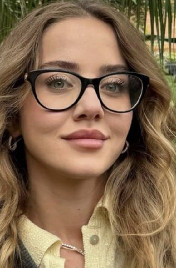 Esra A. — çalışma 1