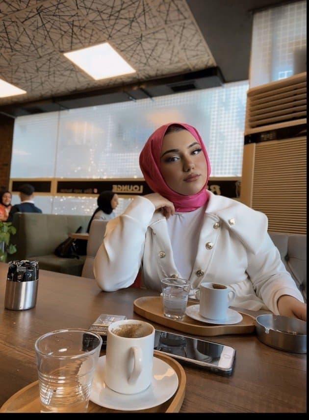 Esra C. — çalışma 3