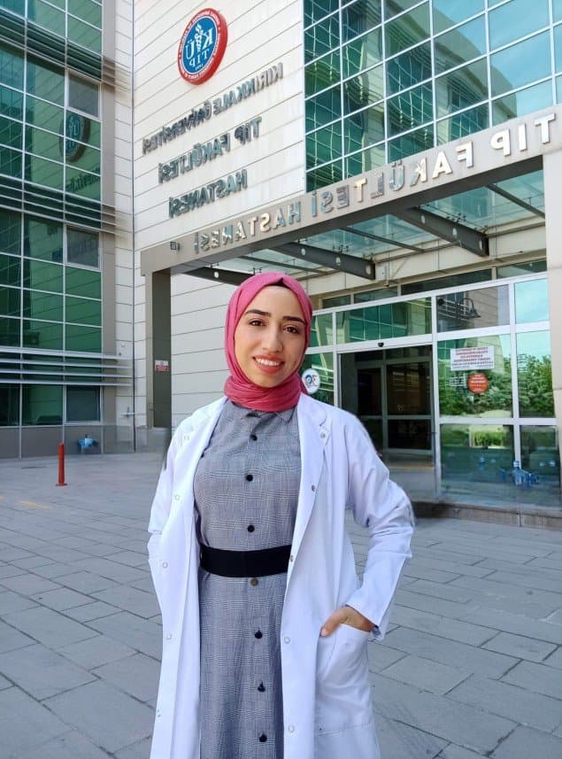 Esra Ü. — çalışma 5