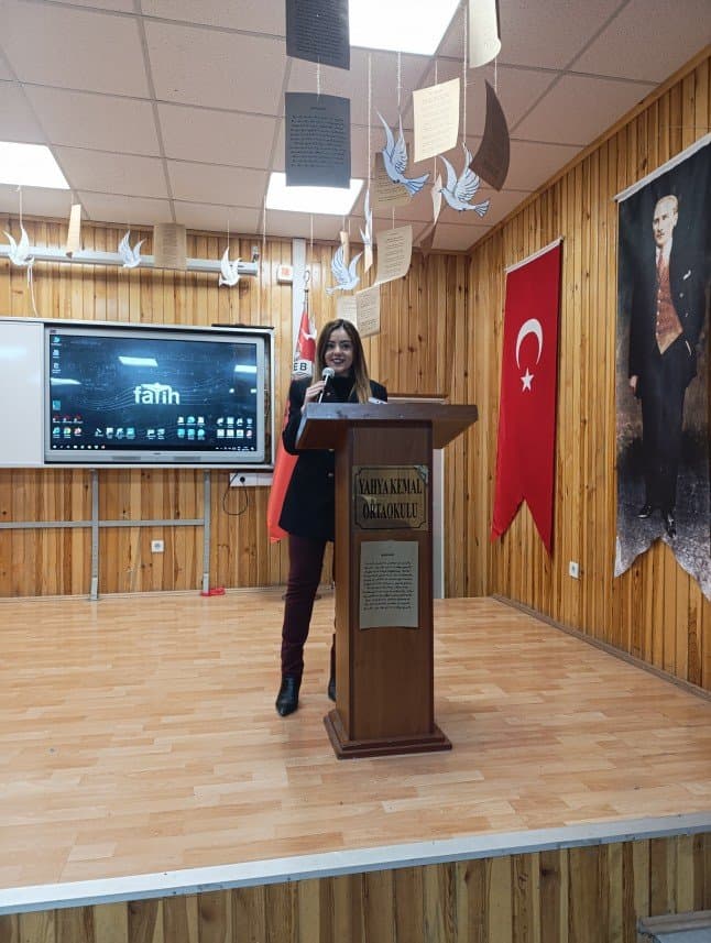 Farah S. — çalışma 8