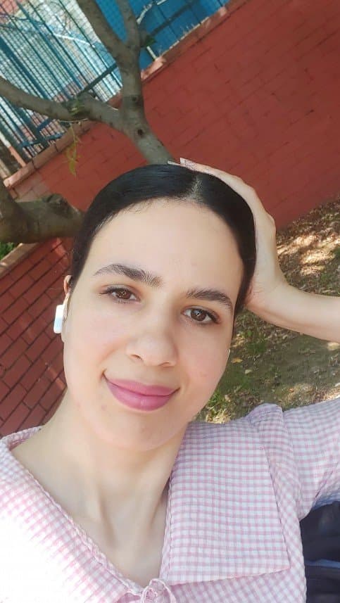 Mahdiyeh E. — çalışma 2