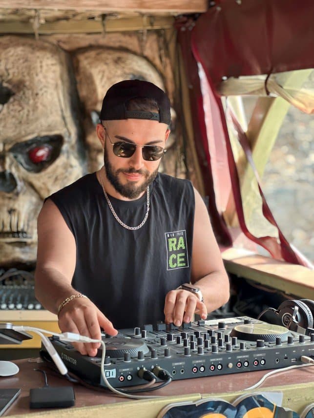 Melih Ü. — çalışma 2