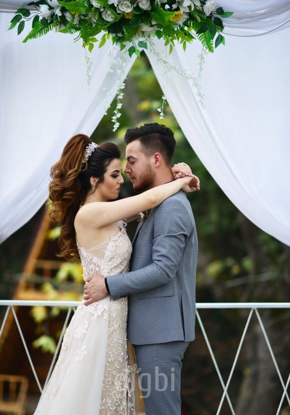 Mutluluk F. — çalışma 4