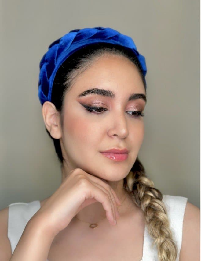 Niuşa Ç. — çalışma 1
