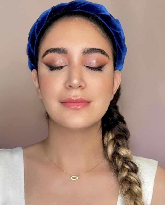 Niuşa Ç. — çalışma 2