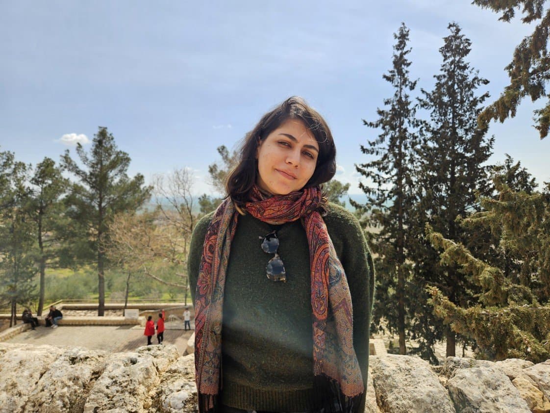Türkü Ö. — çalışma 1