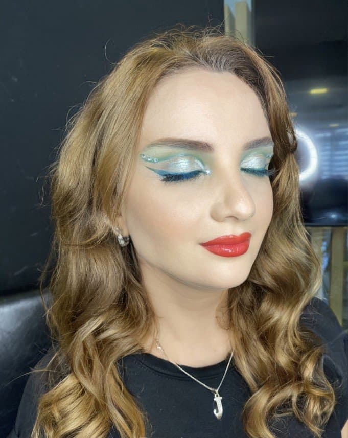 Zara Y. — çalışma 2