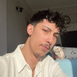 Arda M. profil fotoğrafı