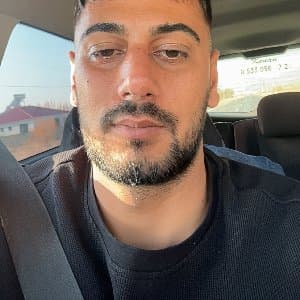 Arda Y. profil fotoğrafı