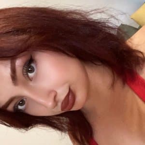 Aslı E. profil fotoğrafı