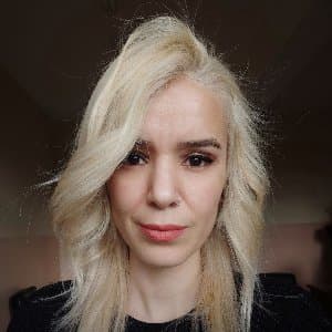 Aslı K. profil fotoğrafı