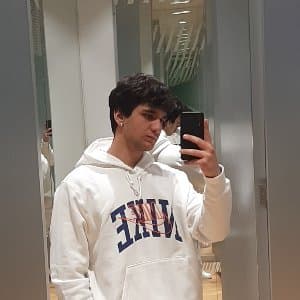 Ayberk Ö. profil fotoğrafı
