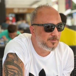 Aykut E. profil fotoğrafı