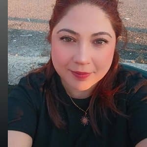 Ayse A. profil fotoğrafı