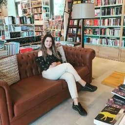 Ayşe B. profil fotoğrafı