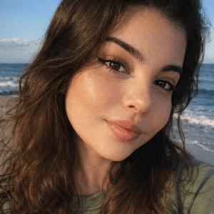 Ayşe Y. profil fotoğrafı
