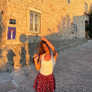 Ayşe M. profil fotoğrafı