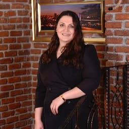 Ayşenur A. profil fotoğrafı