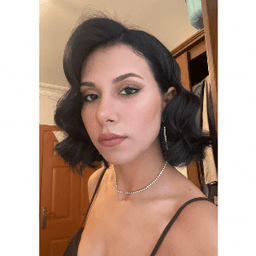 Ayşenur G. profil fotoğrafı