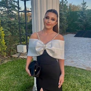 Ayşenur G. profil fotoğrafı