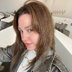 Aysima B. profil fotoğrafı