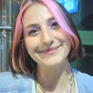 Ayşin İ. profil fotoğrafı