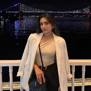 Azra E. profil fotoğrafı