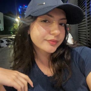Azra Ö. profil fotoğrafı