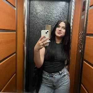 Azra Y. profil fotoğrafı