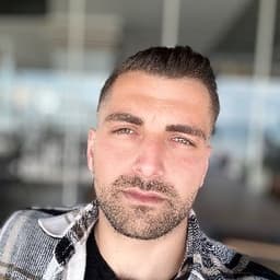 Berkay G. profil fotoğrafı