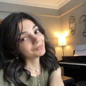 Beyza E. profil fotoğrafı