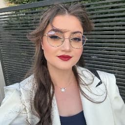 Beyza Ö. profil fotoğrafı