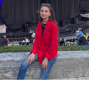 Büşra A. profil fotoğrafı