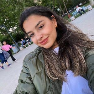 Büşra C. profil fotoğrafı