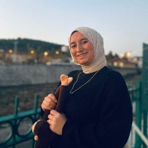 Büşra Ş. profil fotoğrafı