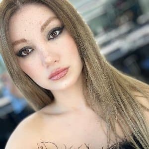 Büşra S. profil fotoğrafı