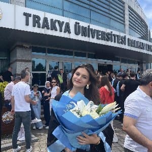Çağla K. profil fotoğrafı