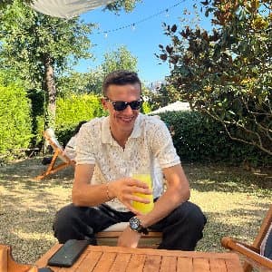 Caner E. profil fotoğrafı