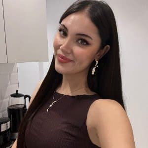 Cemrenaz V. profil fotoğrafı