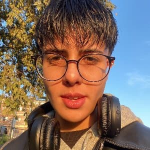 Deniz A. profil fotoğrafı