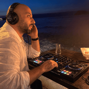 Dj B. profil fotoğrafı