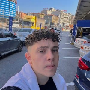 DJ F. profil fotoğrafı