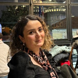 Ebru B. profil fotoğrafı