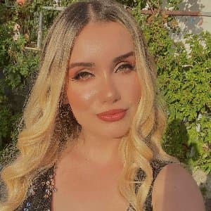 Ece E. profil fotoğrafı