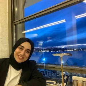Ece M. profil fotoğrafı